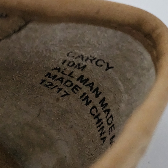 Vintage 7 Eight Carcy Tan Faux Leather Perforated Flats Size 10 - Picture 8 of 8